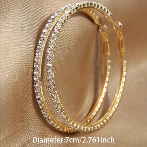 Mystery jewelry box make an offer - Picture 13 of 16